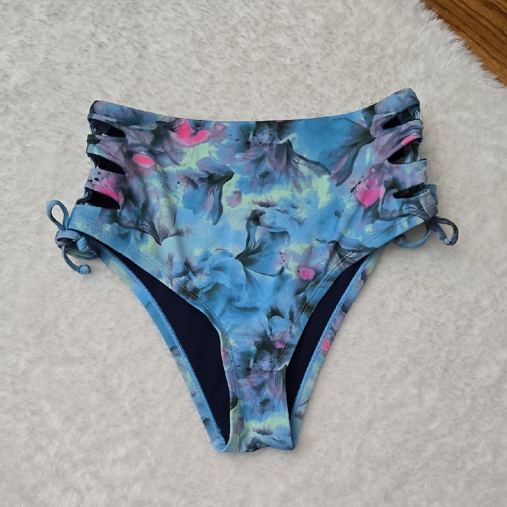 Nike Blue/Green Floral Bikini Bottom, Womens Small, Great Condition
